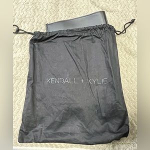 Kendal and Kylie clutch bag